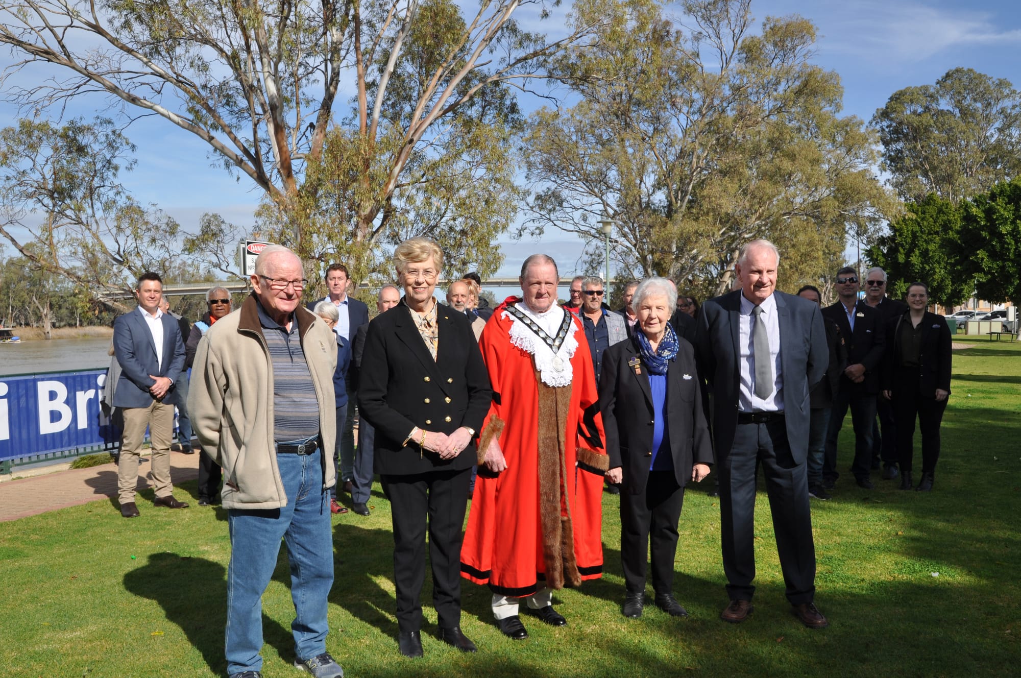 Berri Bridge 25-year celebration a story of support and secret information