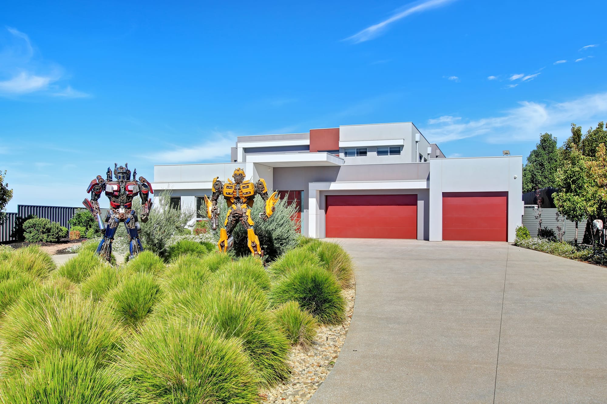 More than meets the eye: The Optimum (and Bumblebee) lifestyle awaits in Paringa