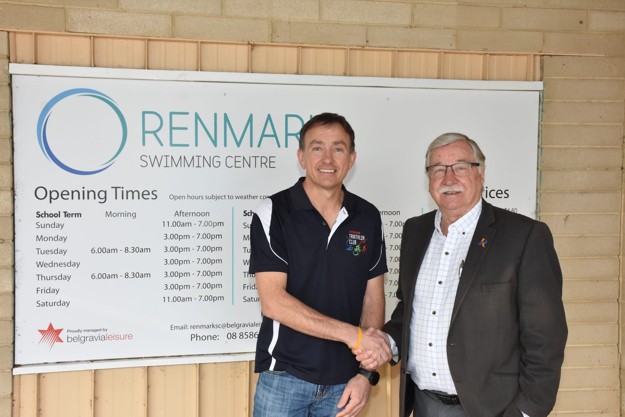 Council dives into trial extension of swimming season