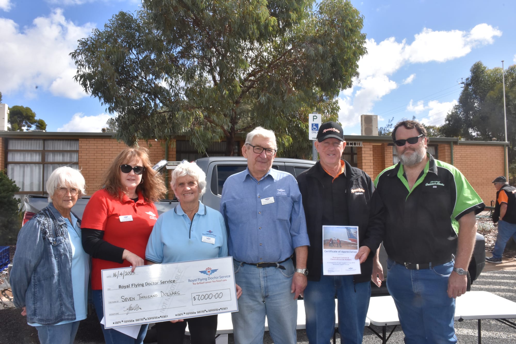 Car clubs’ donation for Flying Doctors