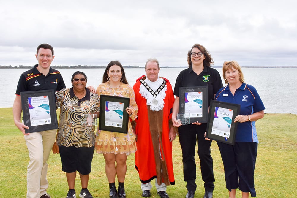 Lake front packed with Aussie pride