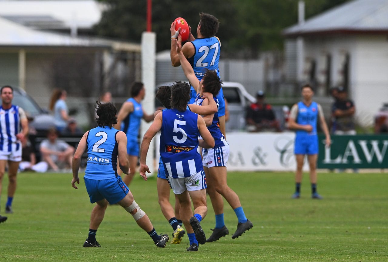 Roos go straight through to the decider