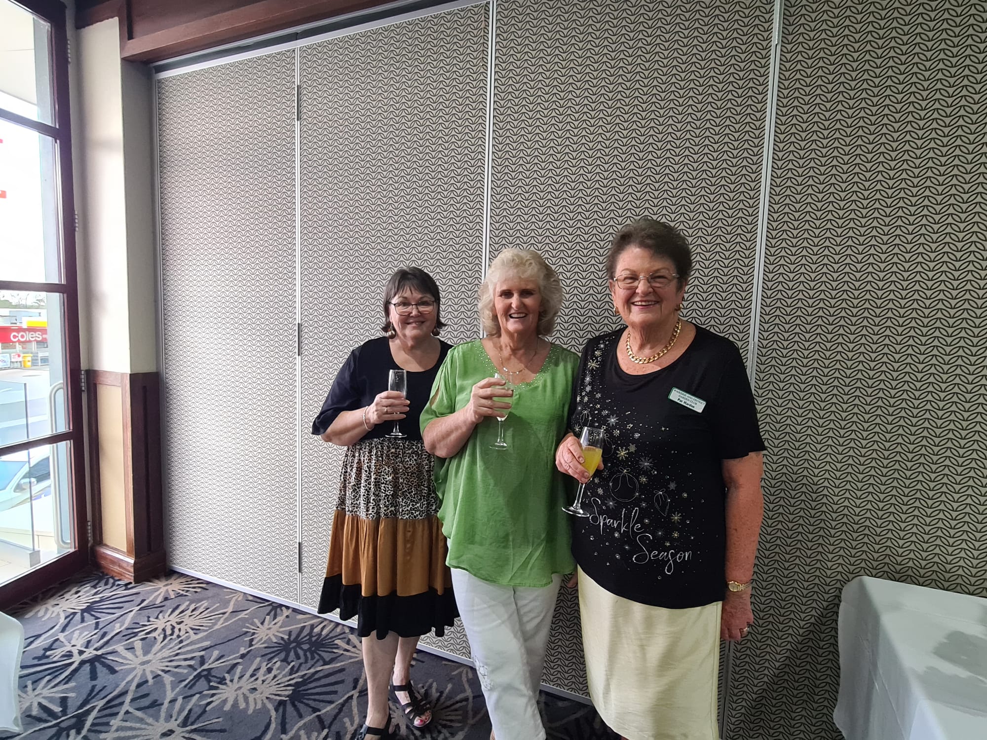 All smiles for garden club’s Christmas