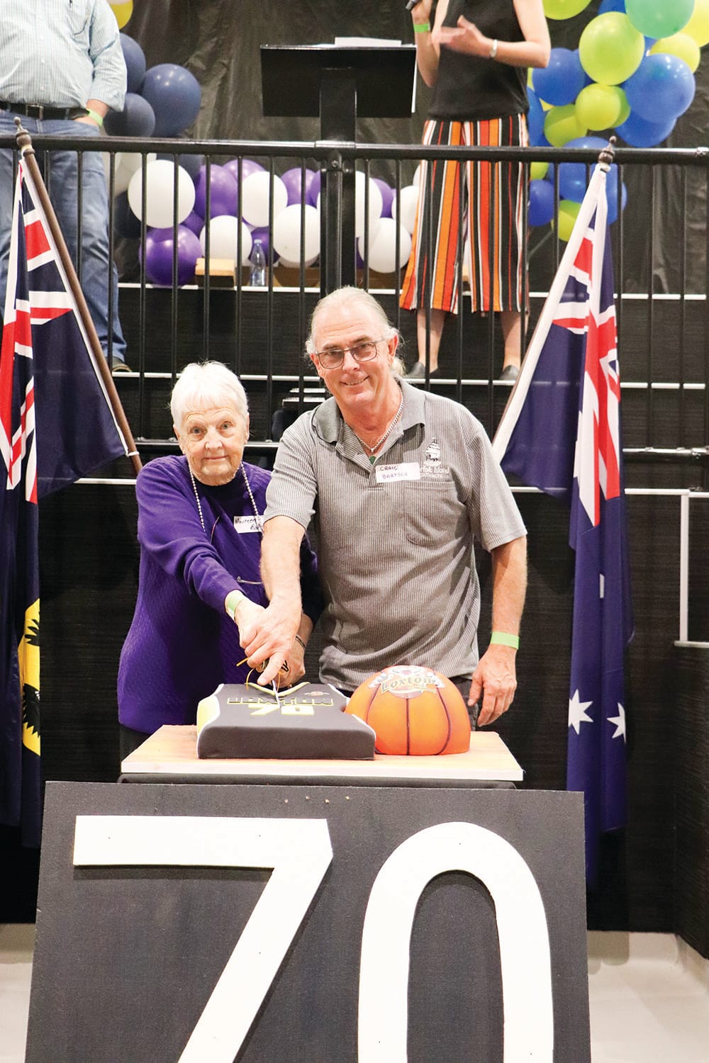 Basketball reunion holds court