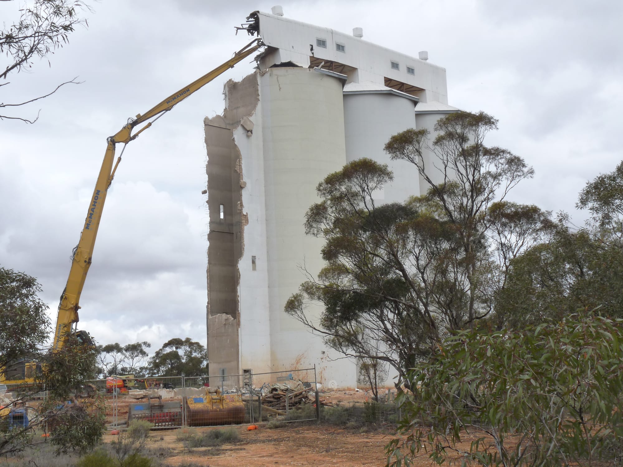 Wunkar’s landmark silo is now gone