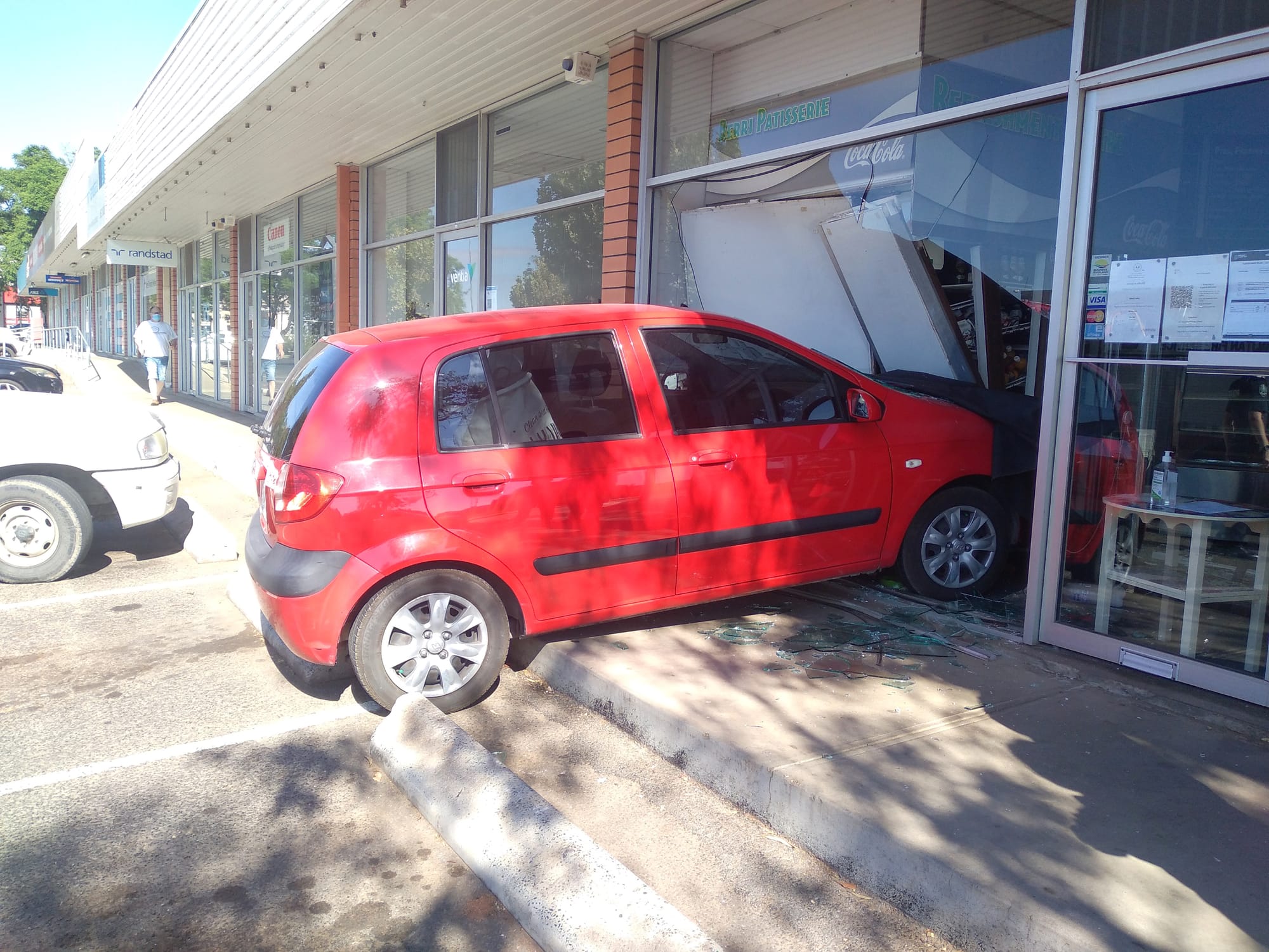 Car versus café