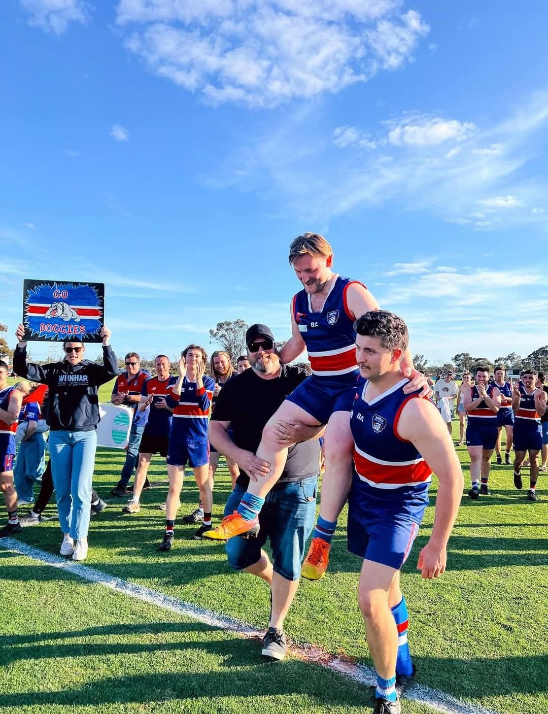 Dogs through to face Blues
