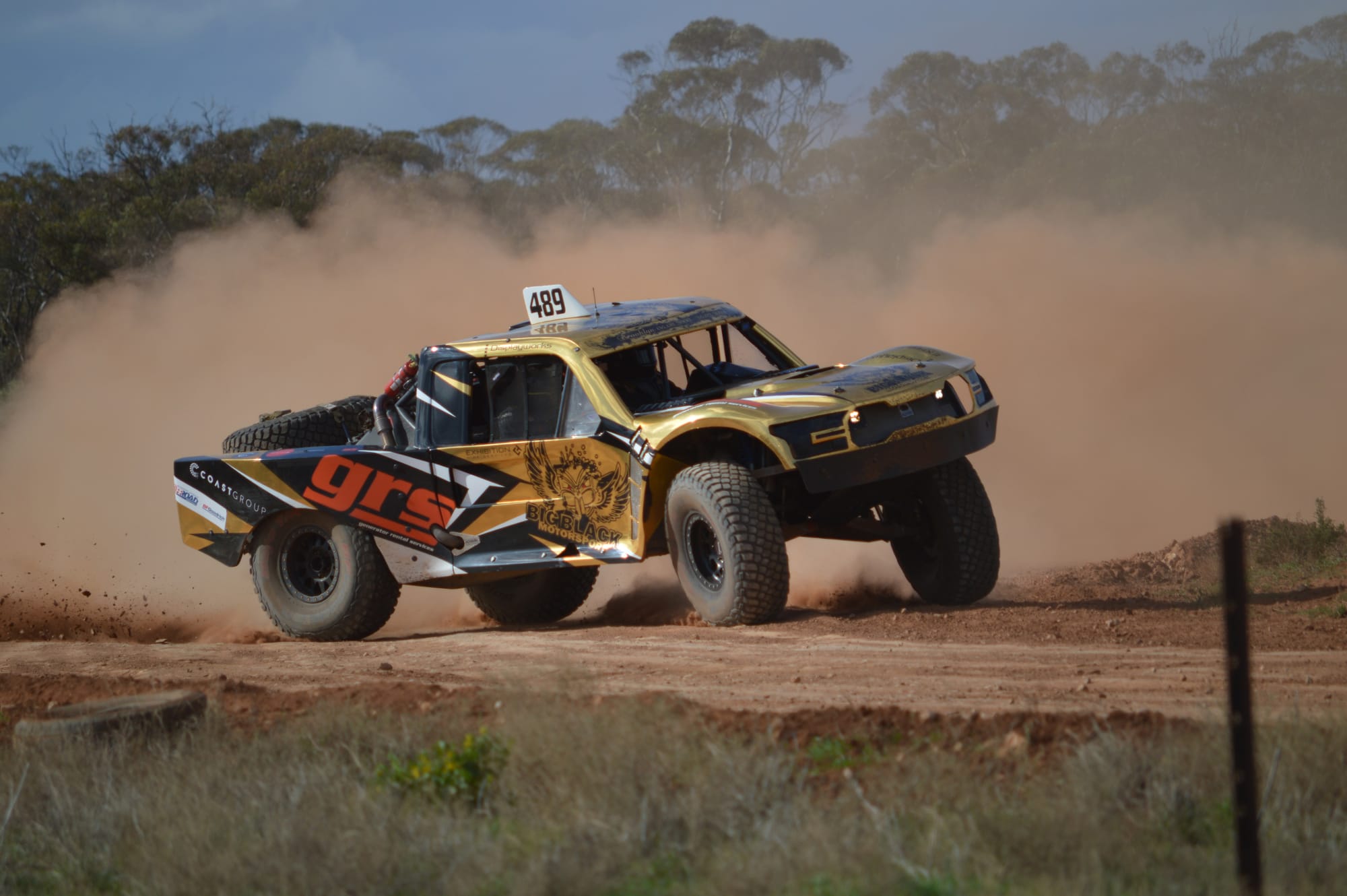 DEBUTANTS WIN THE LOVEDAY 400