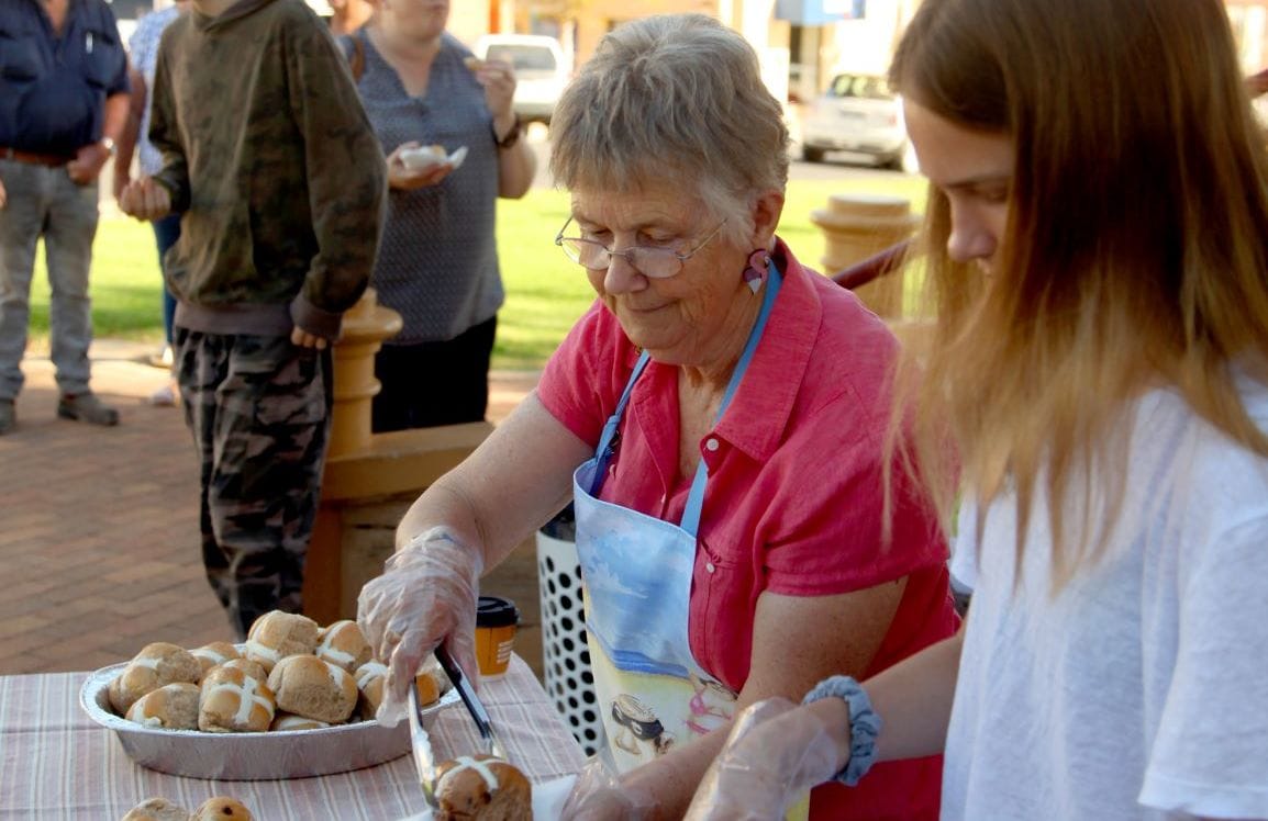 Hop on down to Loxton this Easter