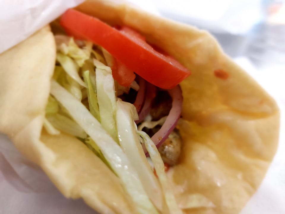 Hugh’s Riverland food reviews – Con’s Gourmet Yiros