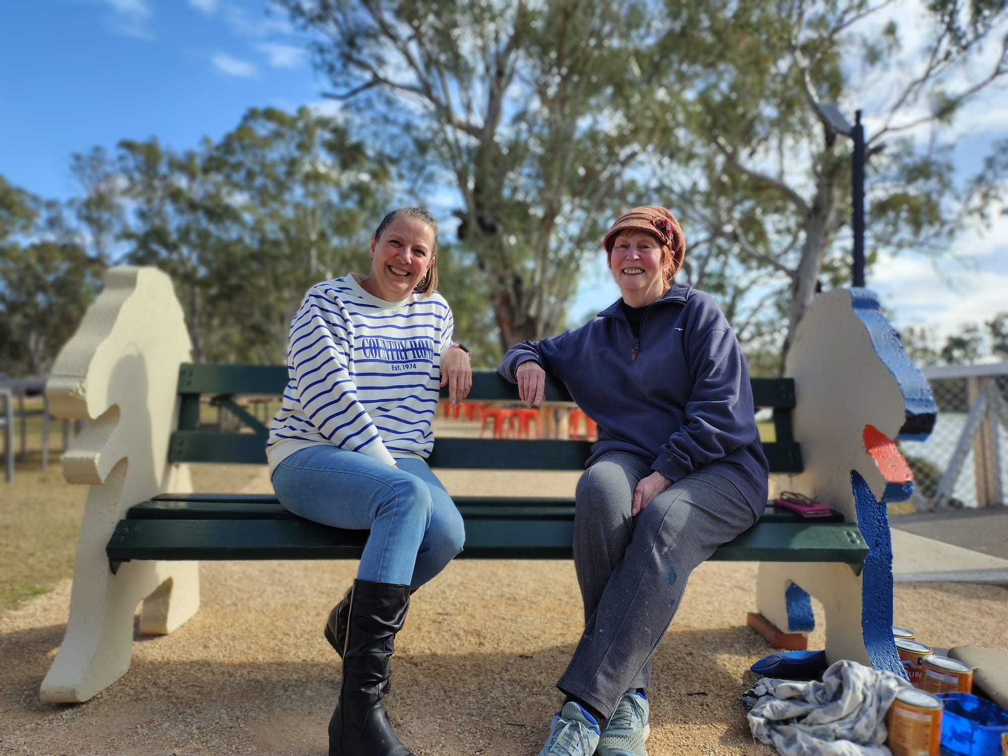 Loxton artist brings new life to Lions Club bench