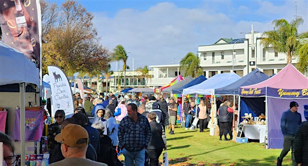 October Long Weekend - Renmark River-front Markets