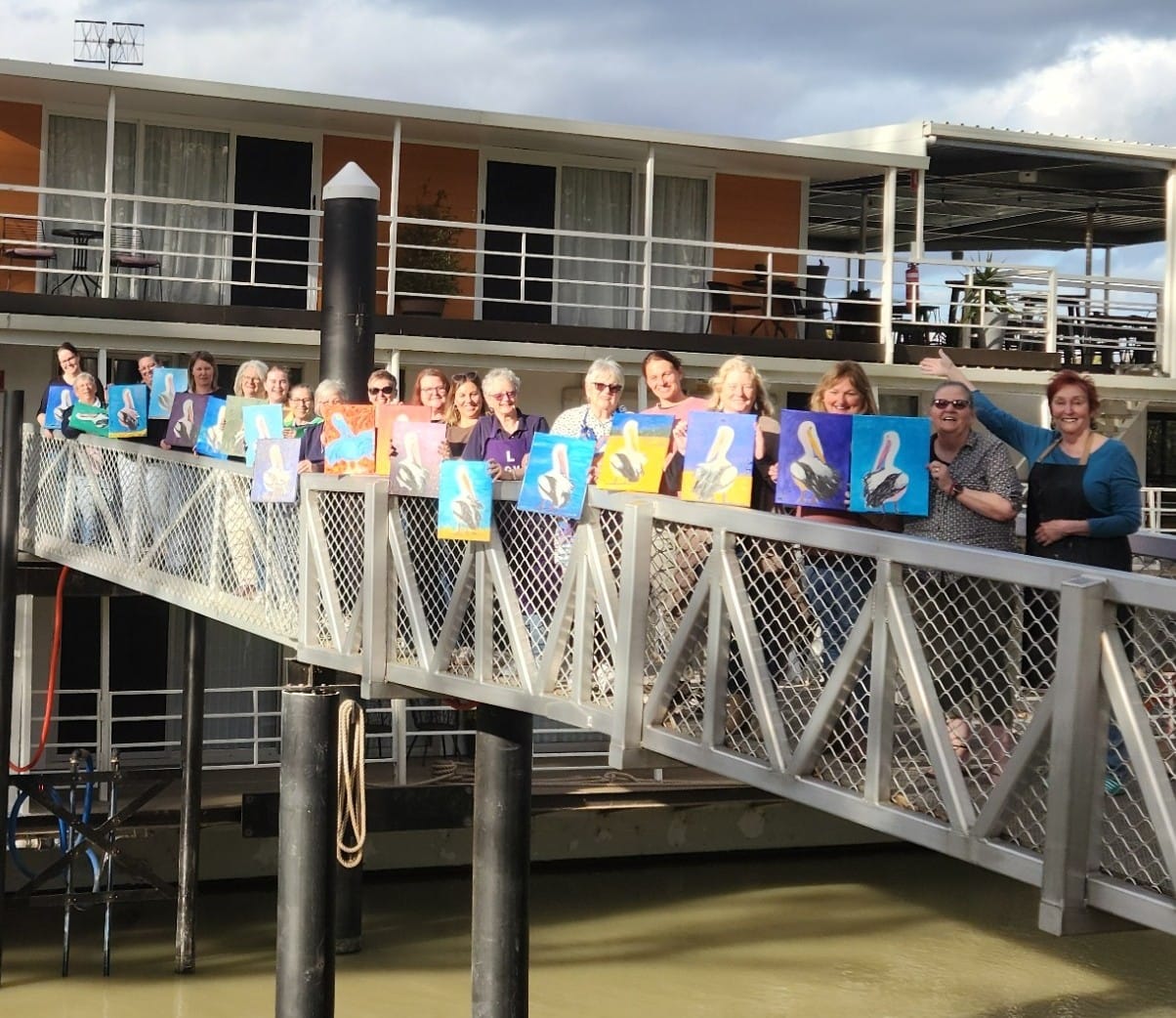 Floating art studio sets sail on the Riverland