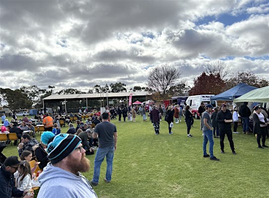 Monash Mammoth Market