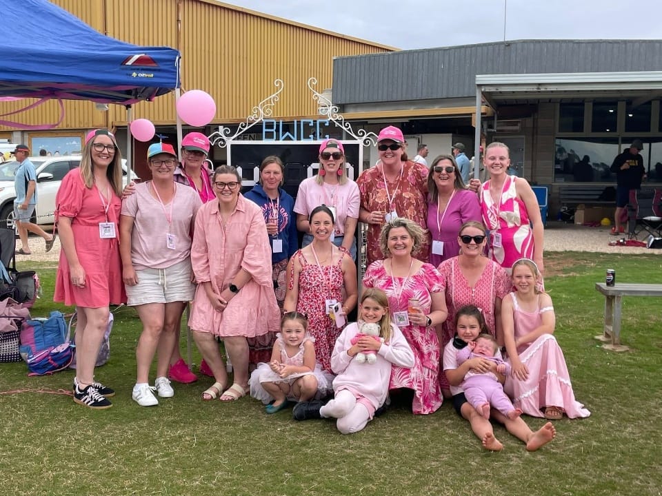 Ladies Day at Paruna boosts breast cancer support in the Riverland