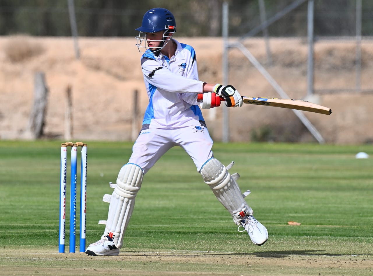 Pelicans, Bushrangers qualify for under 16s decider