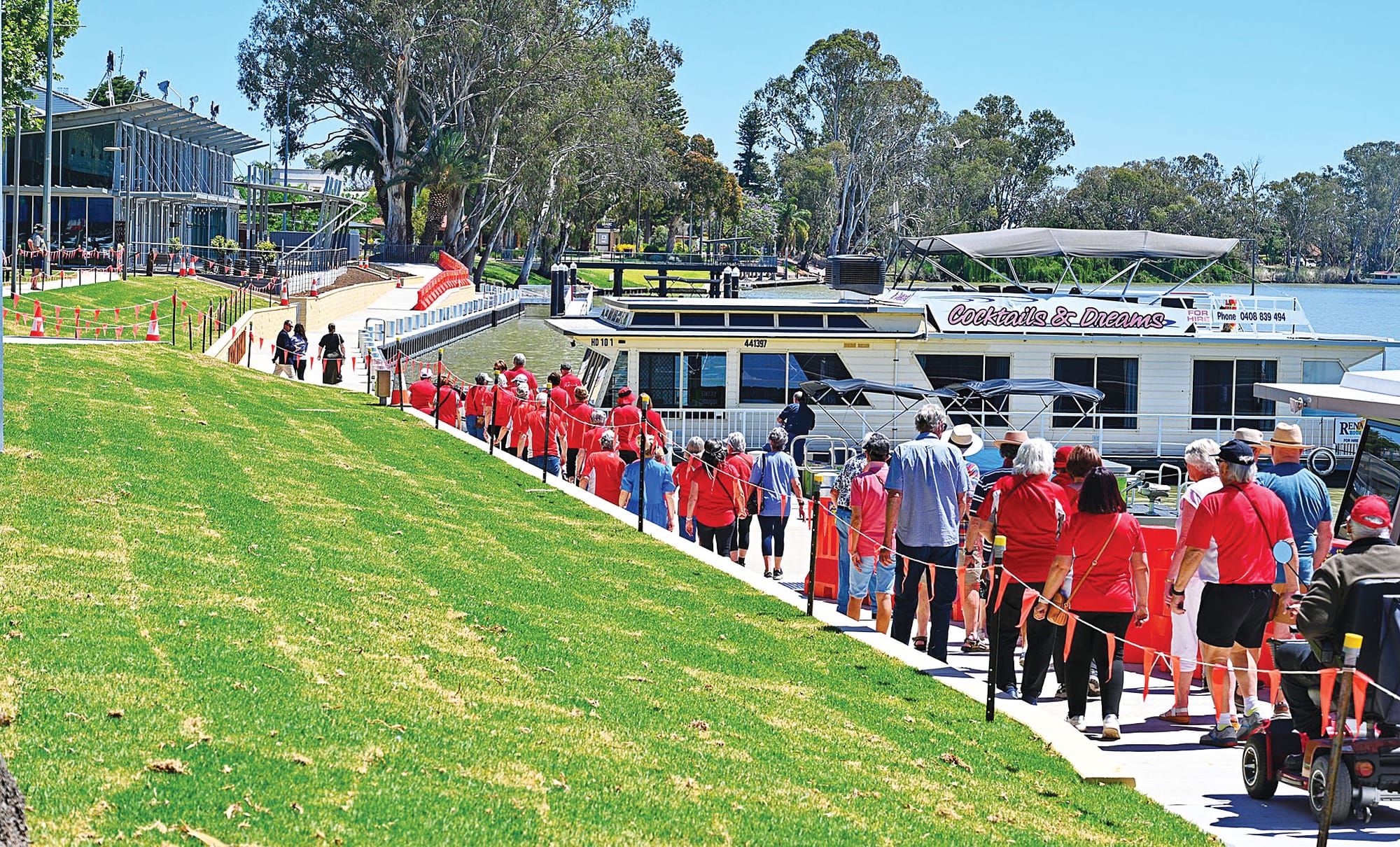 Strong support for regional communities