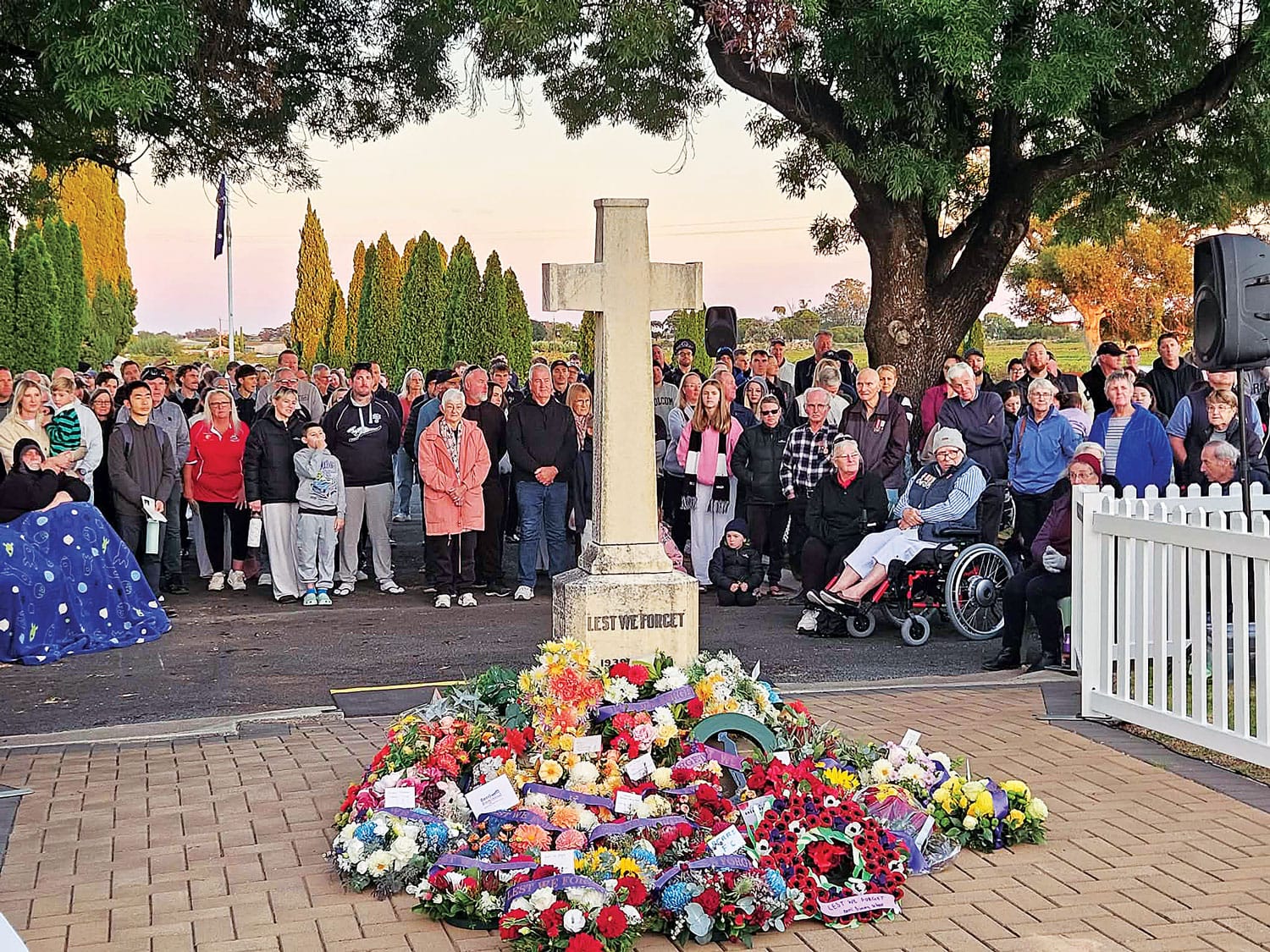 Berri and Barmera crowds honour Anzacs