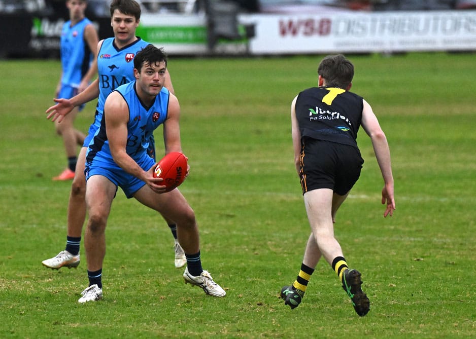 Roos continue winning form with comeback at Loxton