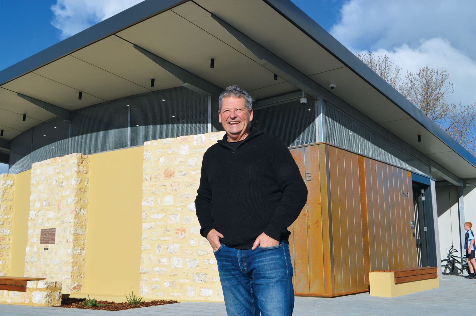 Loxton’s new public toilets completed under $7.5m budget… Dunny and dusted