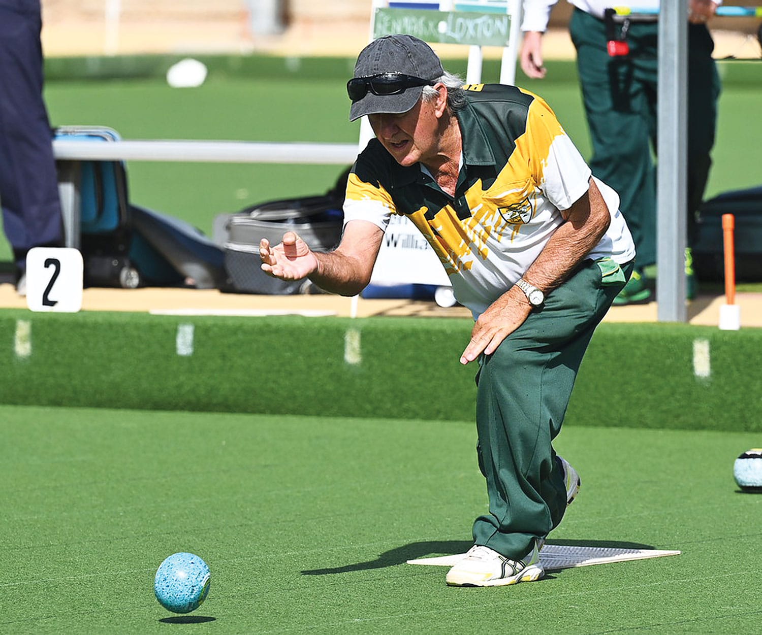 Two left undefeated at the top of midweek bowls