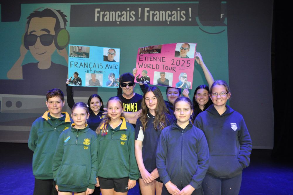 Étienne rocks the Riverland post image