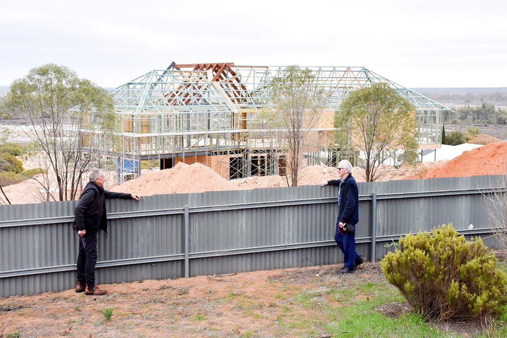 Protest against new Loxton home goes on post image