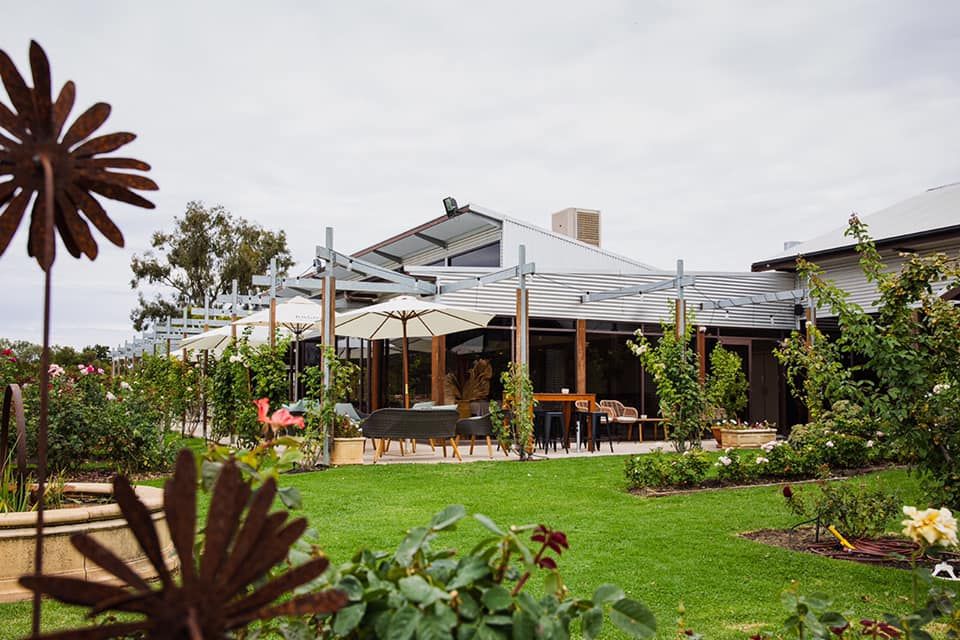 Iconic Renmark business to close its doors post image