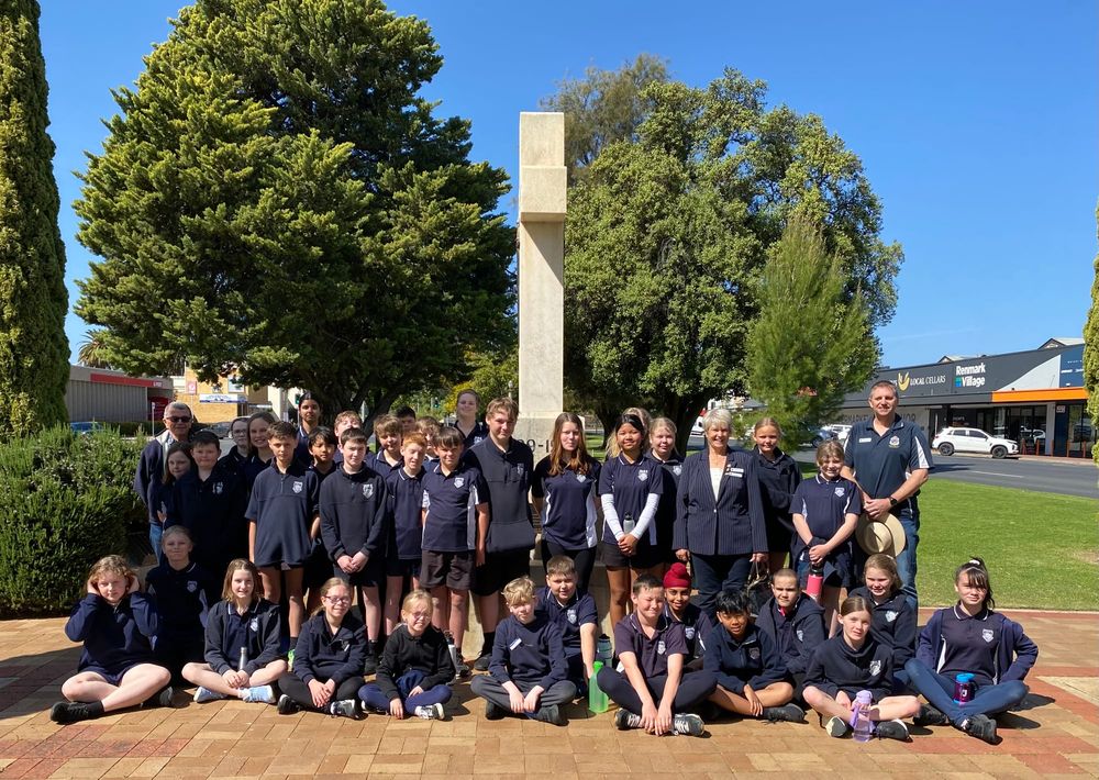 ANZAC history passed to Riverland students post image