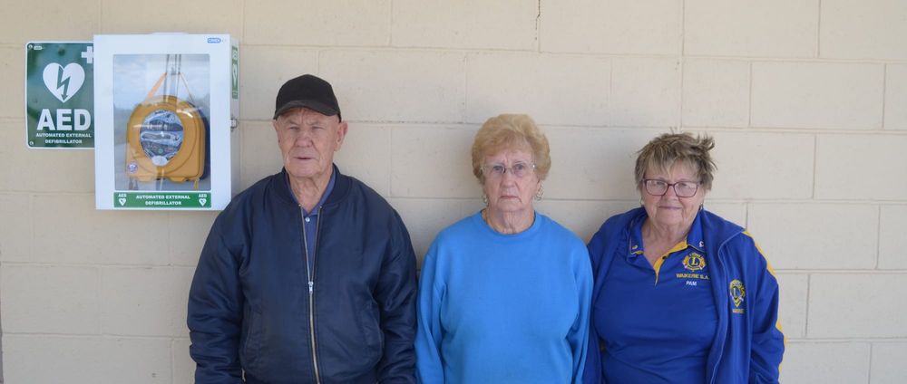 New defibrillator now available for use in Riverland West post image