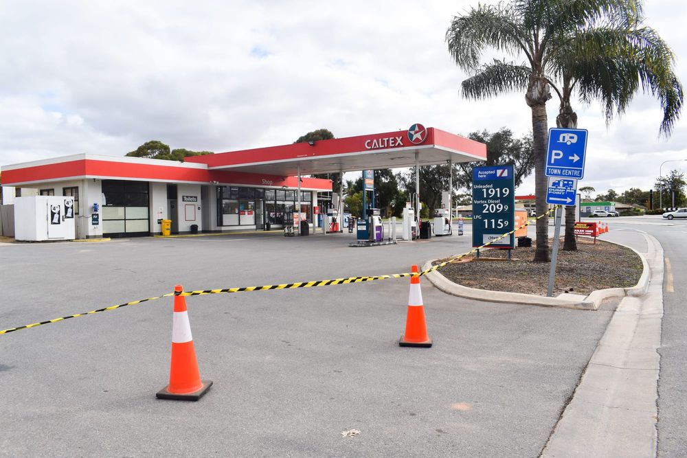 Servo set to close down post image