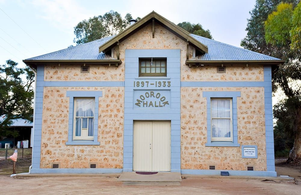 Local author not dragon his feet to Moorook post image