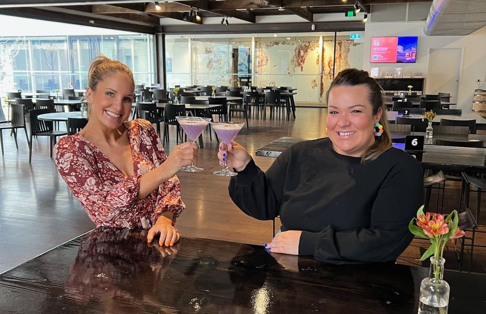 Travel show urges SA to come say hello post image