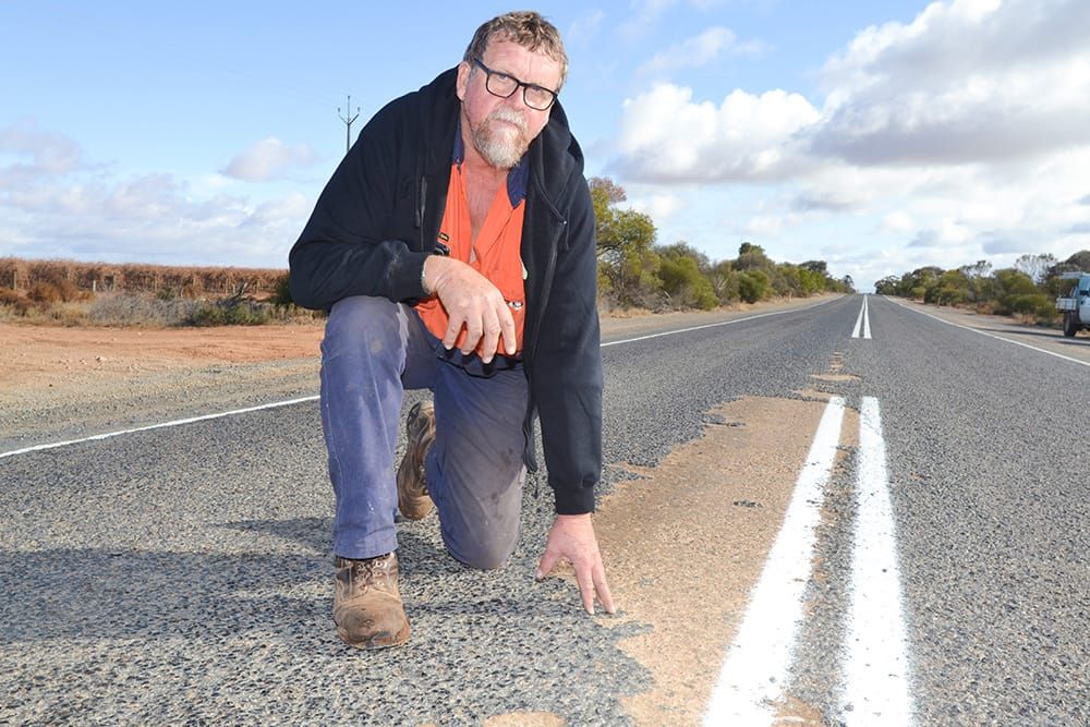 New Loxton to Moorook roadworks ‘beyond a joke’... JUST TAR-RIBLE post image