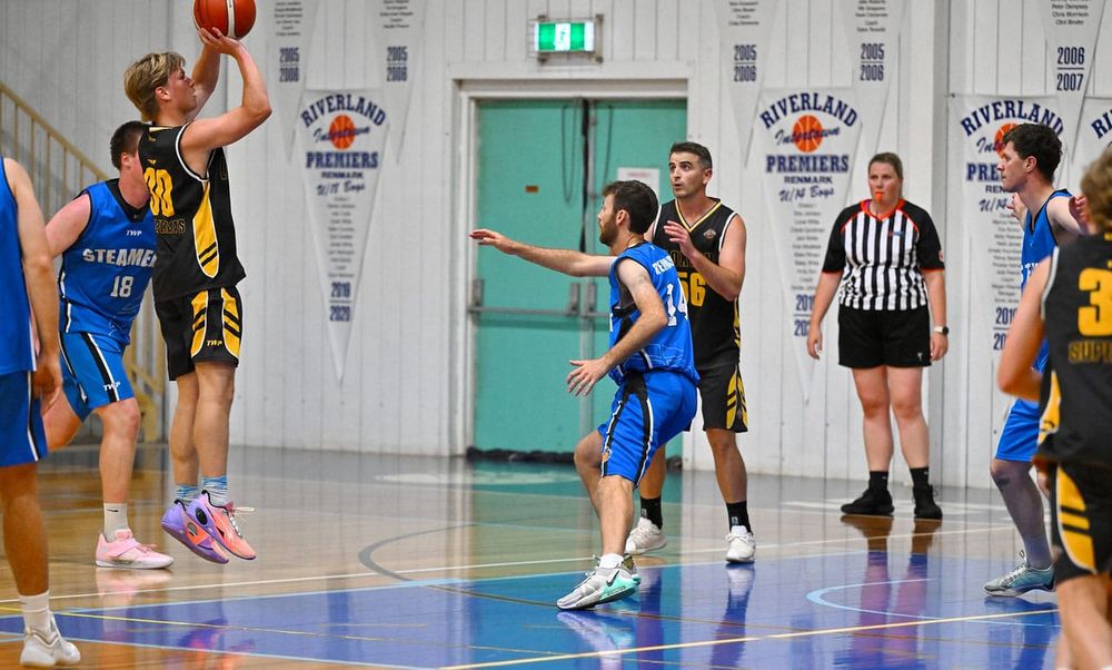 Lucky number 13 for Waikerie basketball post image