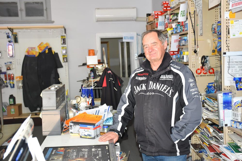 After 25 years, Symo throttles down post image