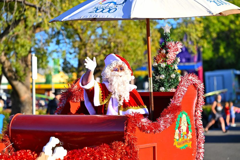 Christmas arrives in Barmera post image