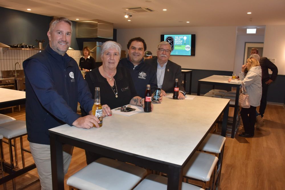 Stay a little bit longer post image