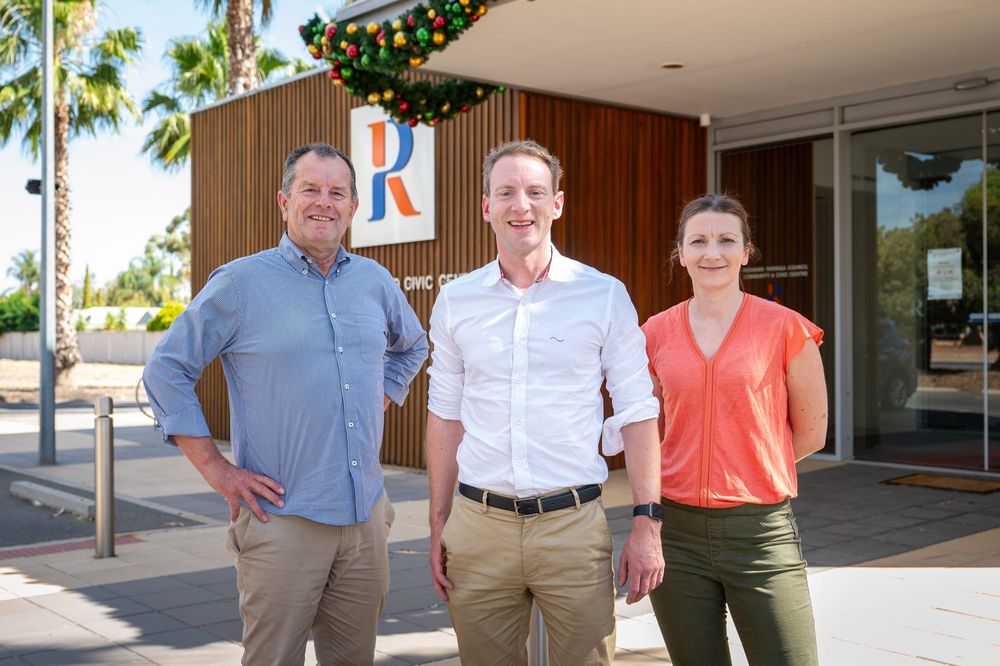 Opposition leader hears local concerns post image