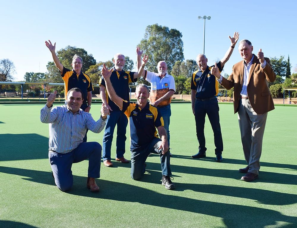 Local bowling club secures $600k for dome over greens... Waikerie bowlers celebrate post image