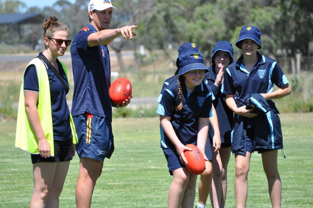 Crows fly north for Riverland flood relief post image