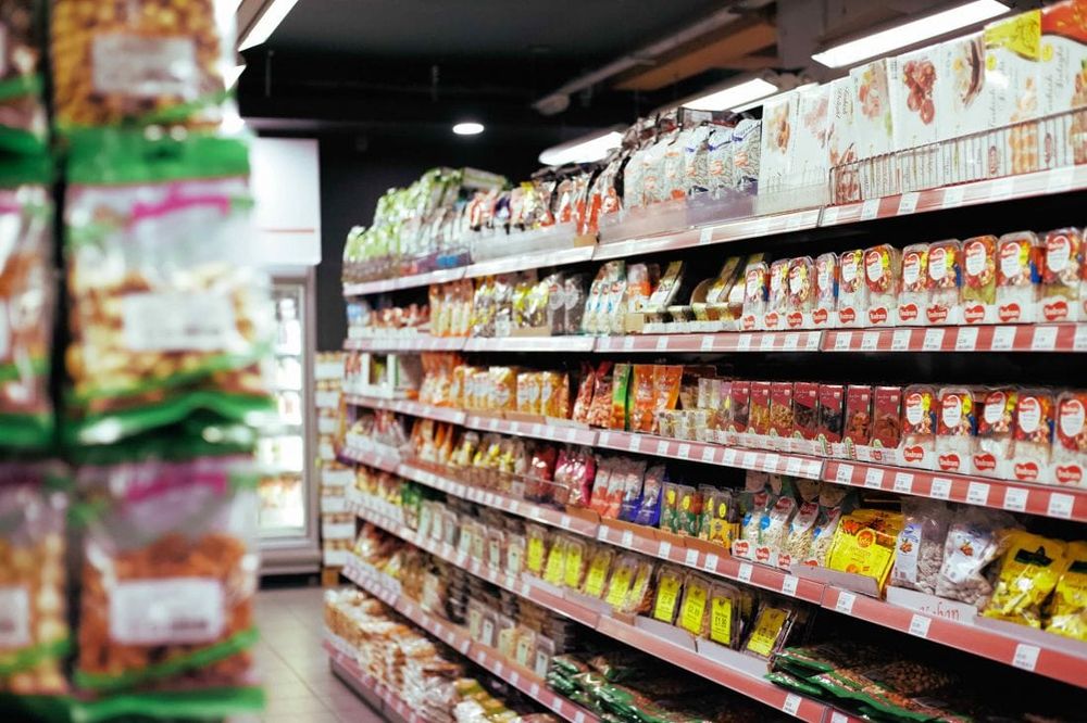 Supermarket shelves: SA union calls for calm post image