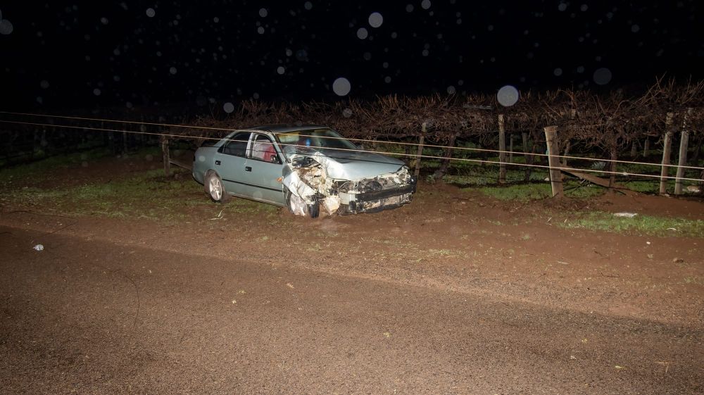 Man injured in Waikerie Stobie pole collision post image