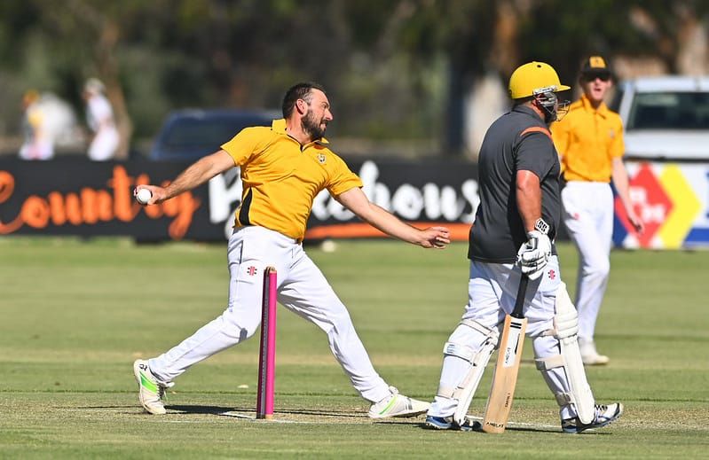 Riverland sides head to break on a high post image