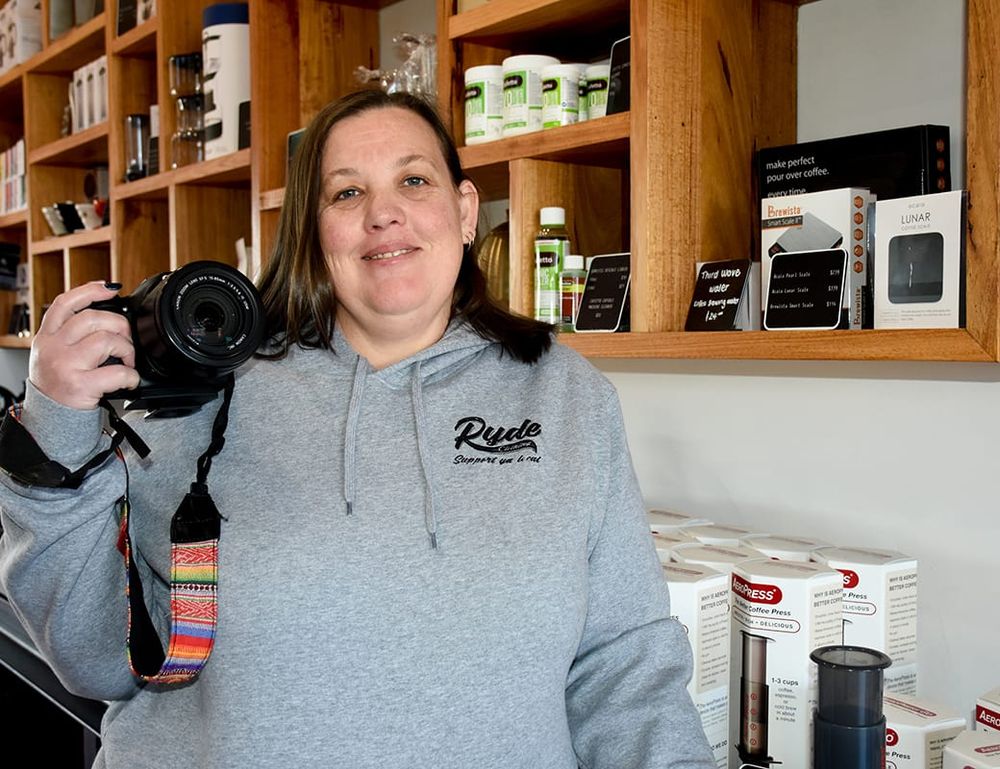 Janelle snaps local business recovery post image