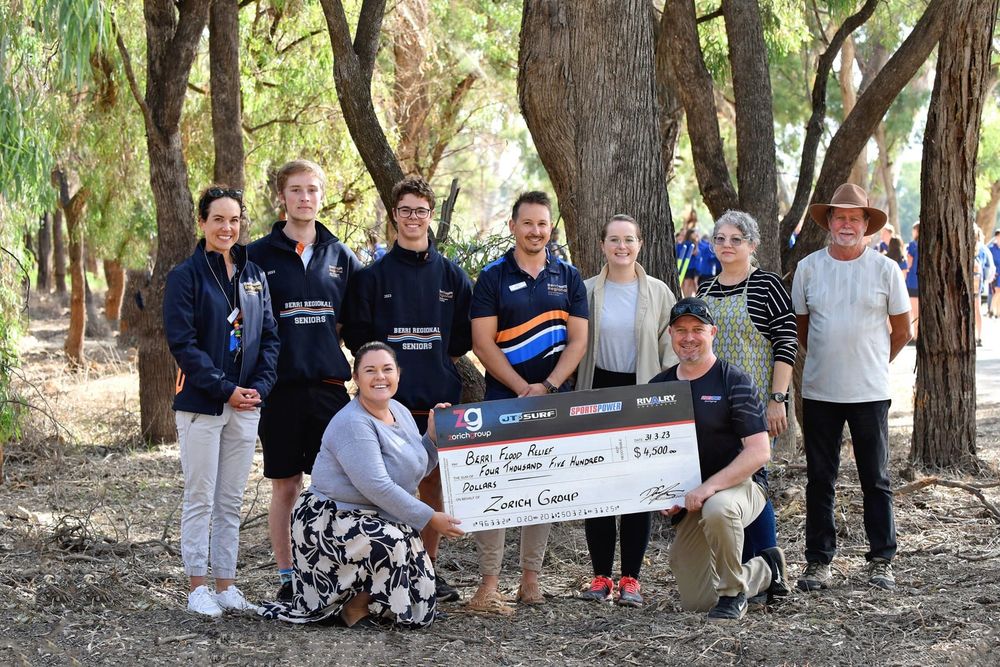 Students work to clean up Berri post image