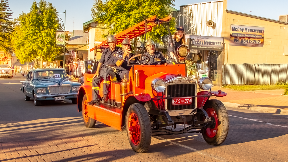 Christmas spirit arrives in Waikerie post image