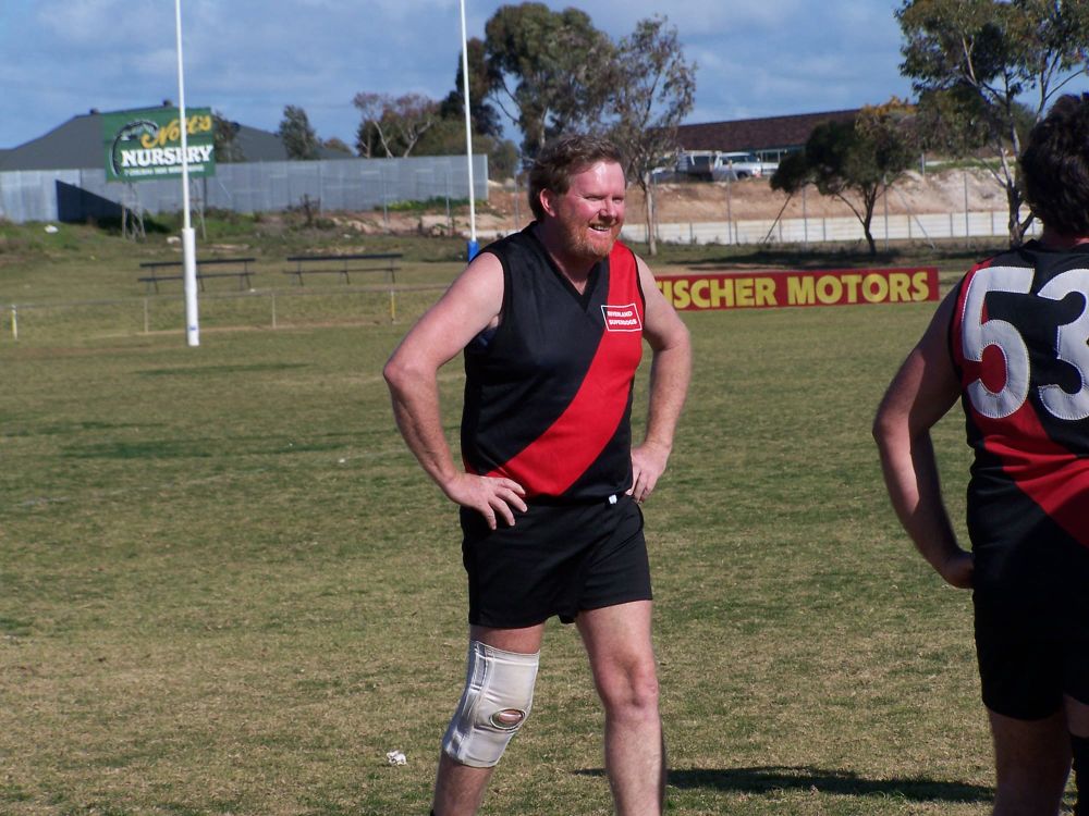 Latecomer Lance knee-ring the end post image