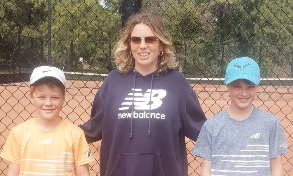 Tennis juniors feature in super 10s post image