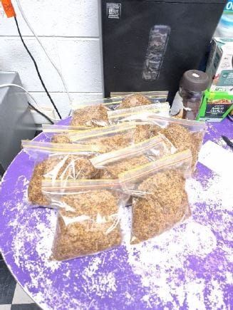 Businesses closed over illegal smokes post image